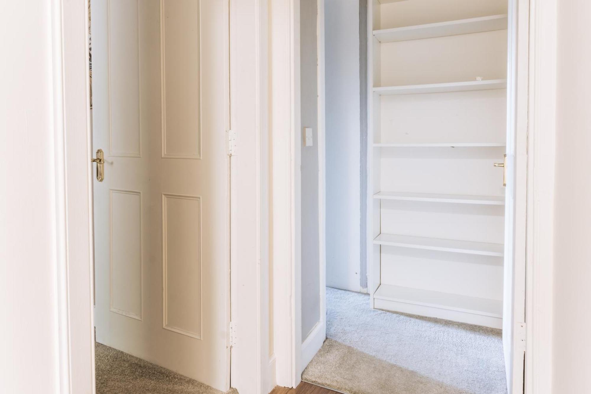 Homely 3 Bedroom In The Heart Of Central Edinburg Exteriör bild